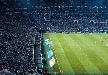 足球直播-世俱杯裁判误判分析与VAR系统干预实例