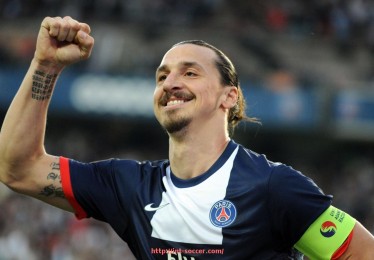 足球直播-世俱杯球鞋脚型适配性研究及定制方案介绍