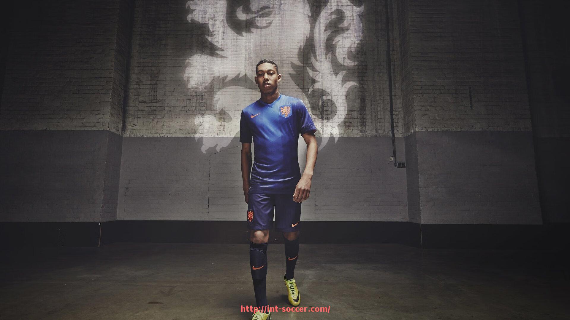 足球直播-强互动直播来袭！世俱杯球迷专属节目精彩不断